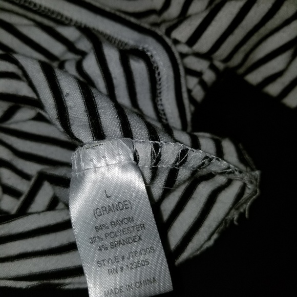 Crop Top - Picture 4 of 4